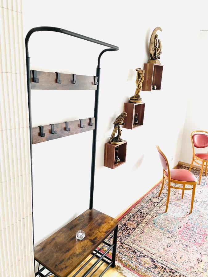 Room In City Center Near U6,U3 And Westbahnhof ウィーン エクステリア 写真